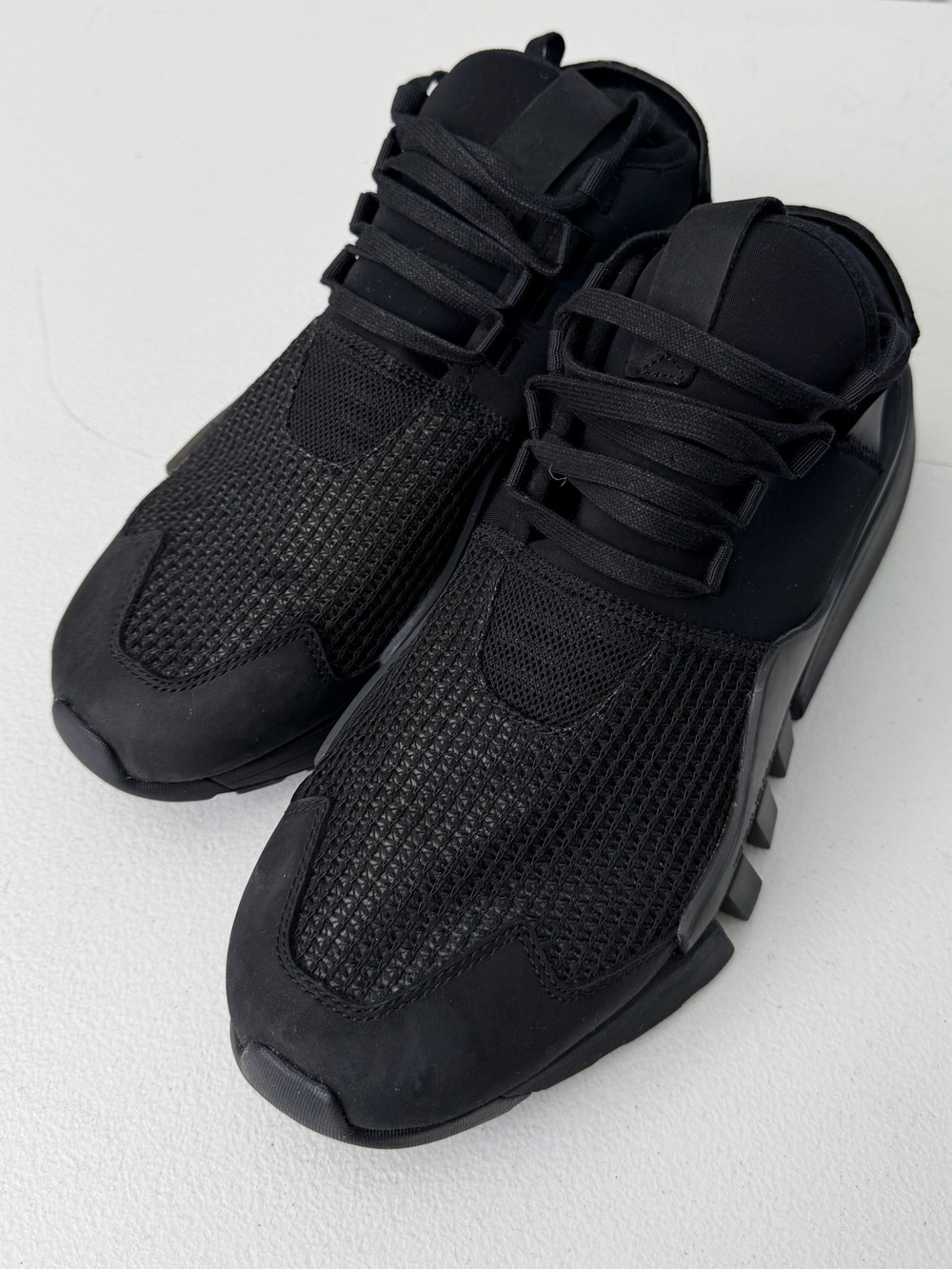 Yohji Yamamoto Men's Black Mesh & Rubber Lace-Up Sneakers 8,5 size